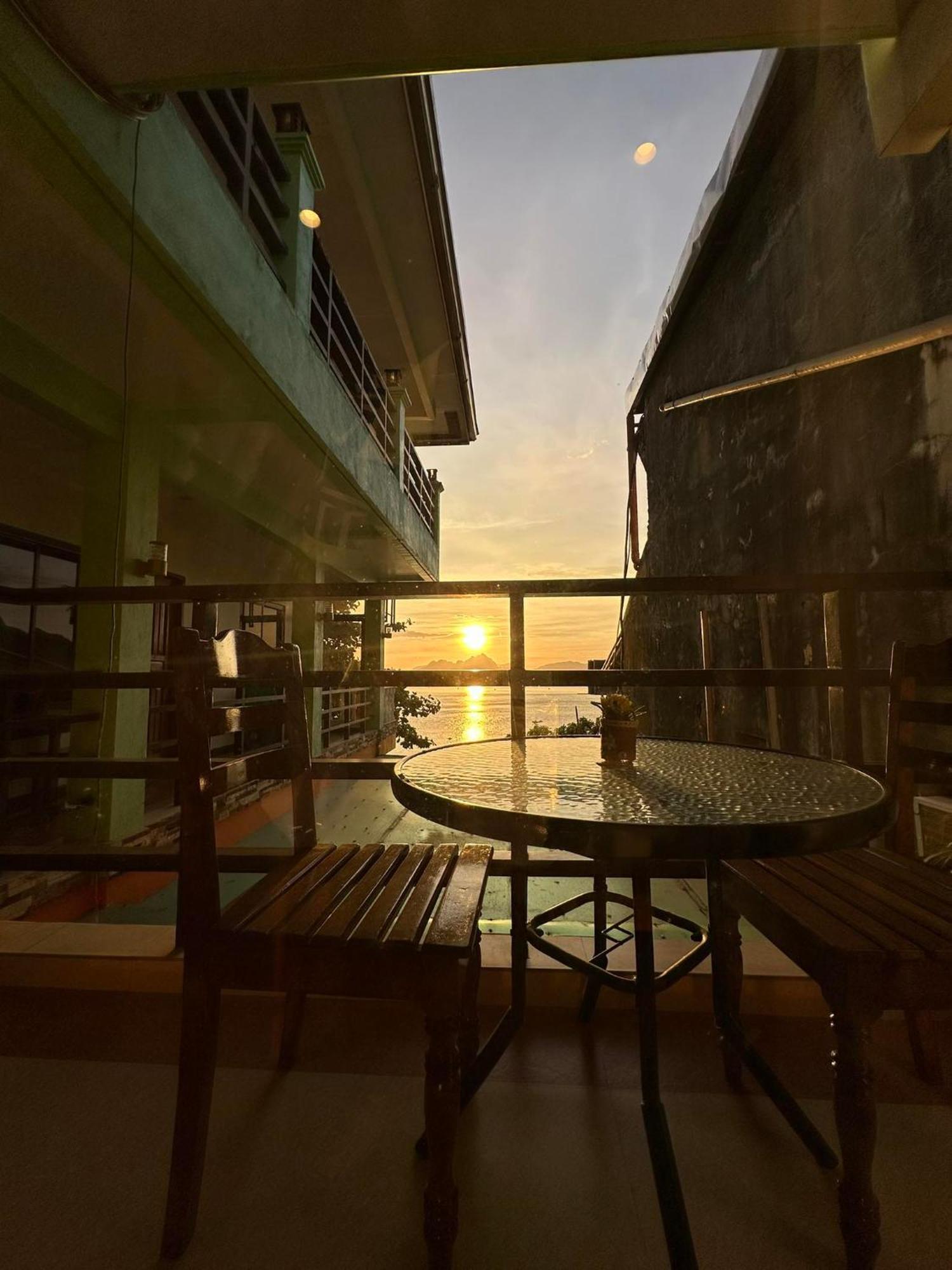 Desert Rose Beach Hotel El Nido Exterior foto