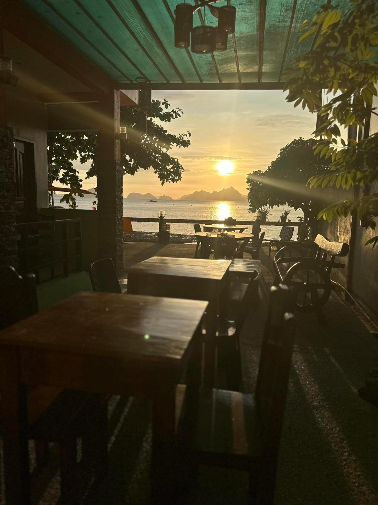 Desert Rose Beach Hotel El Nido Exterior foto