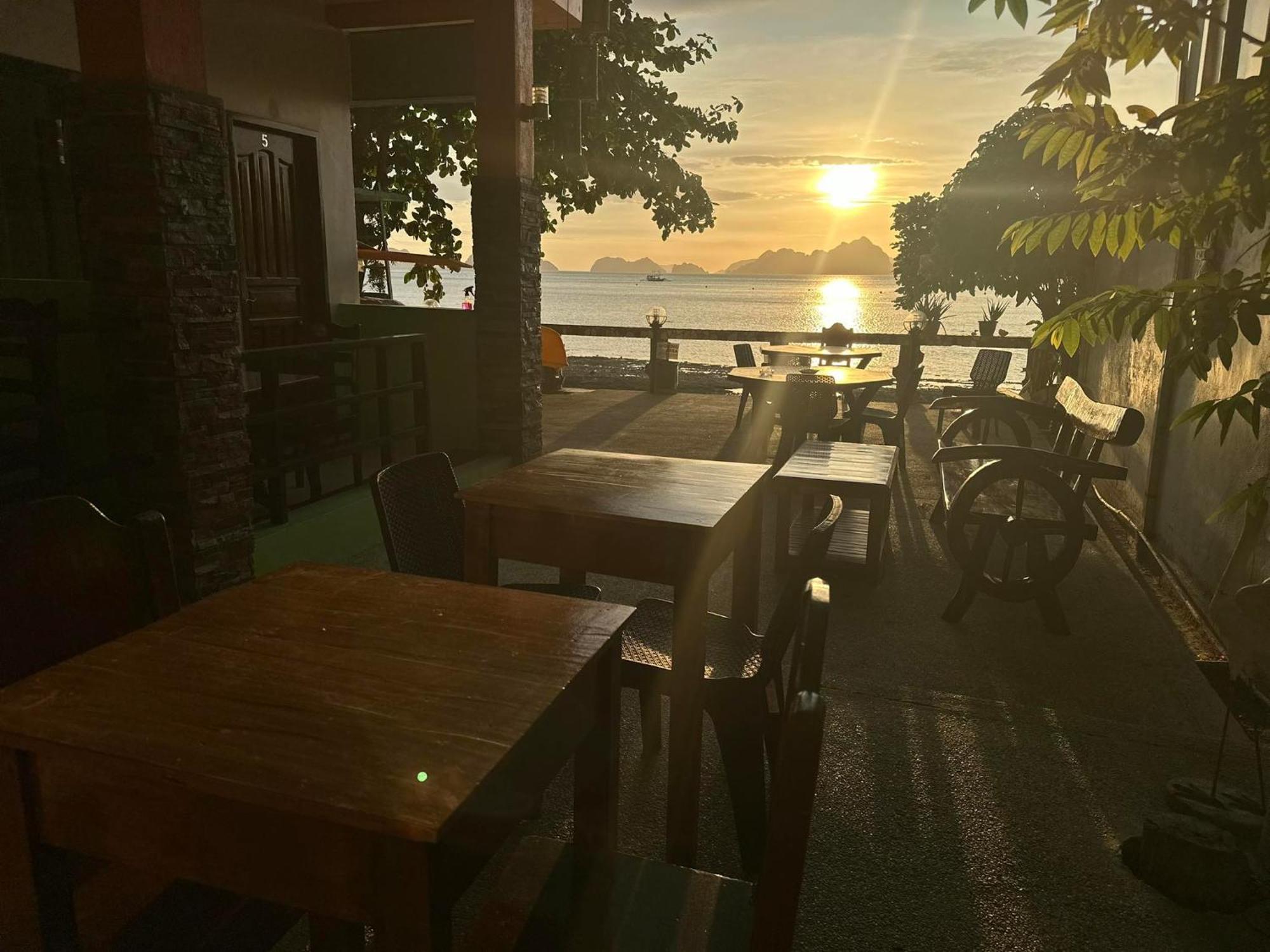 Desert Rose Beach Hotel El Nido Exterior foto